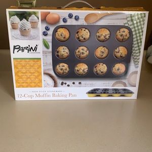 Parini 12 cup muffin baking pan